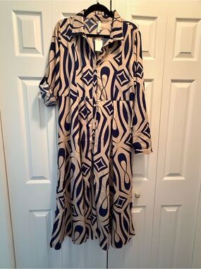 Versona Moon Orchid Navy and Beige Geometric Midi Shirt Dress